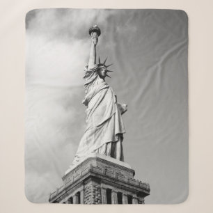 STATUE OF LIBERTY SHERPA BLANKET