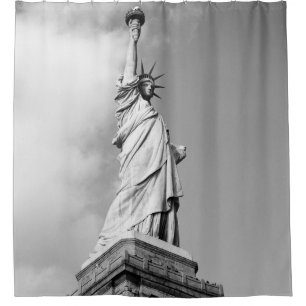 STATUE OF LIBERTY SHOWER CURTAIN