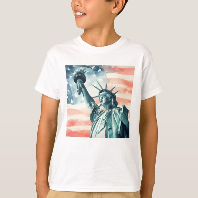 Statue of Liberty with American flag T-Shirt (Front)