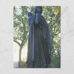 'Statue of Sacagawea and her son, guide on the Postcard