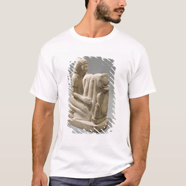 Statue of Setau presenting the cobra goddess Nekhb T-Shirt (Front)