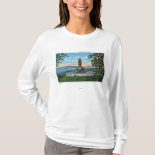 Statue Scene in Promenade Park T-Shirt