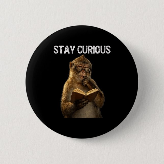 Stay curious funny monkey bookworm reading book 6 cm round badge (Front)