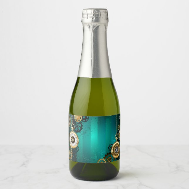 Steampunk Jewellery Watch on a Green Background Sparkling Wine Label (Front)