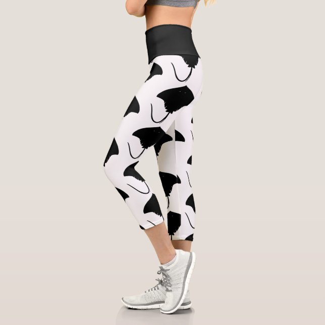 Stingray Silhouette Capri Leggings (Left)