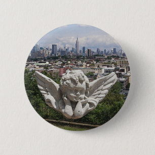 Stone Angel views Manhattan 6 Cm Round Badge