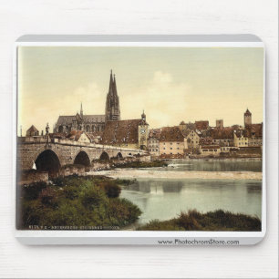 Stone Bridge (i.e. Steinerne Brucke) and cathedral Mouse Pad