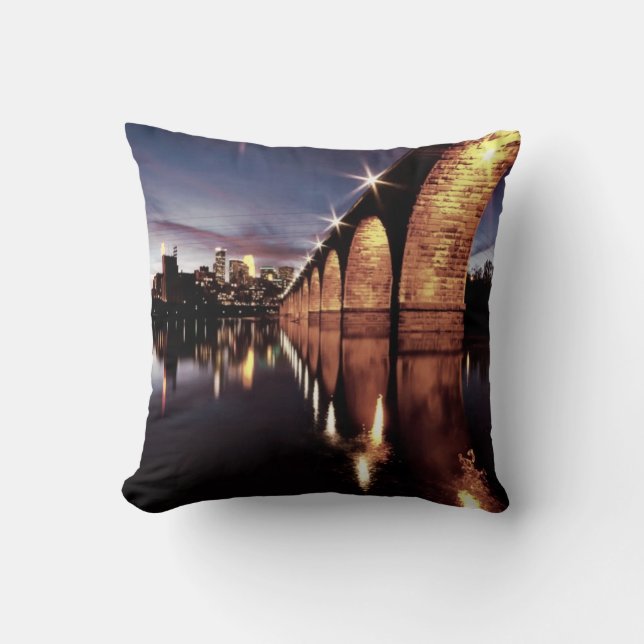 Stonearch Skyline Cushion (Front)