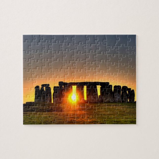 Stonehenge at midsummer dawn. jigsaw puzzle (Horizontal)