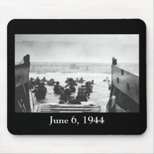 Storming The Beach On D-Day Painting Mouse Pad