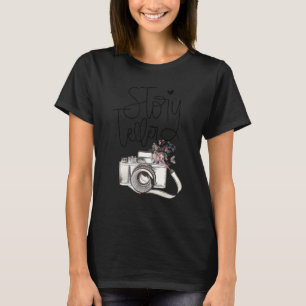 Storyteller Photographer Vintage Camera With Flowe T-Shirt
