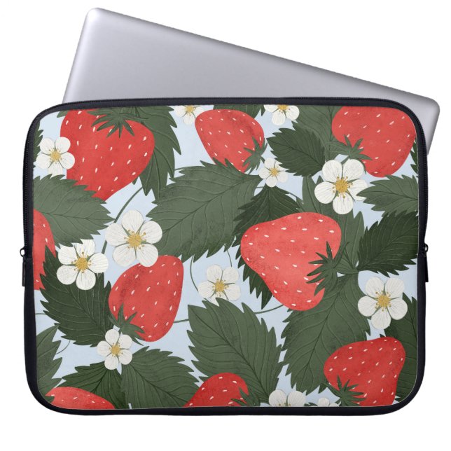 Strawberries: summer fruit pattern design. laptop sleeve (Front)
