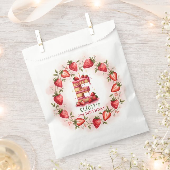 Strawberry Birthday Favour Bag Letter E Cake (Clipped)
