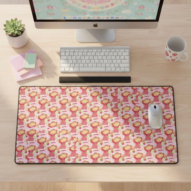 Strawberry Desk Mat (Creator Uploaded)