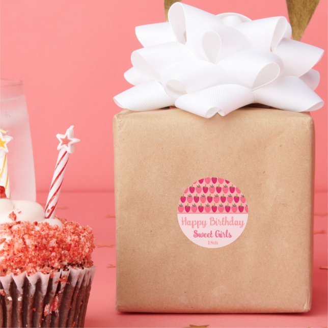 Strawberry Fields Delight Classic Round Sticker (Party)