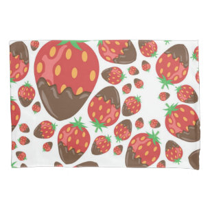 Strawberry pattern pillowcase