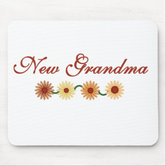 String of Flowers New Grandma Mouse Pad