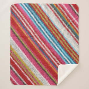 Striped woollen fabric: cosy, stylish sherpa blanket