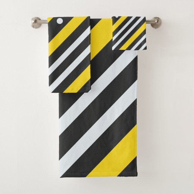 Stripes and bubbles yellow black bath towel set (Insitu)