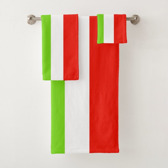 Stripes White Red Green Bath Towel Set (Insitu)