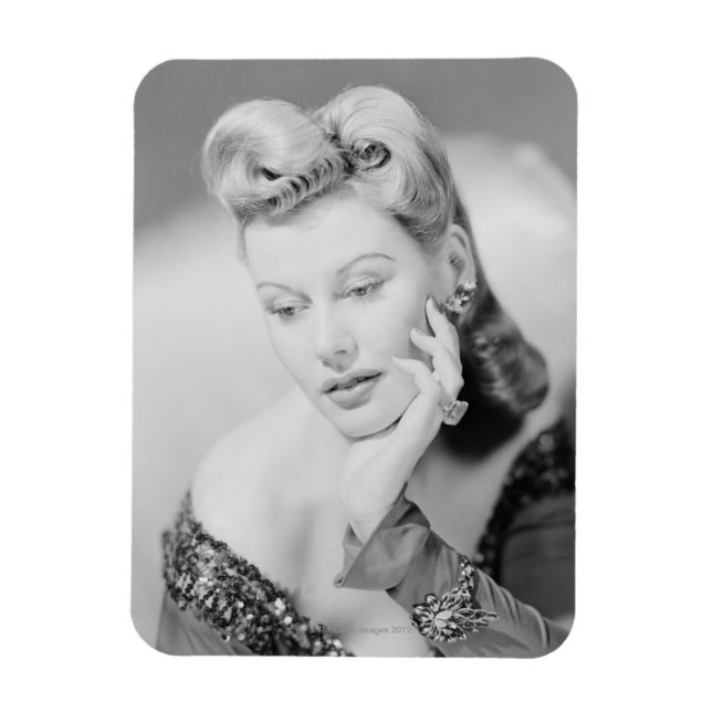 Studio Shot Magnet (Vertical)