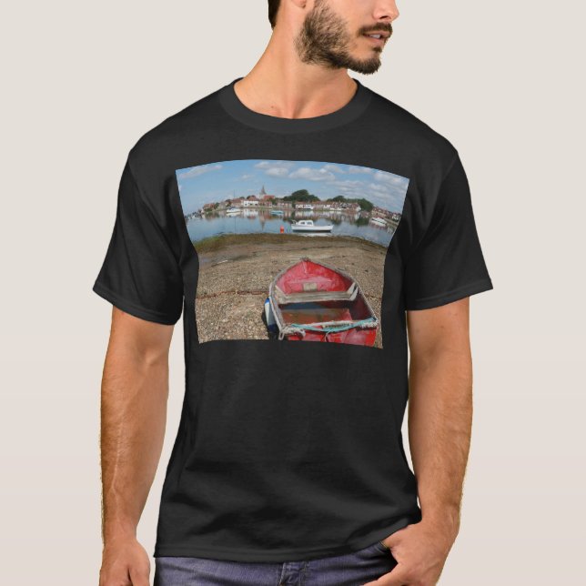 Stunning Bosham Harbor England T-Shirt (Front)