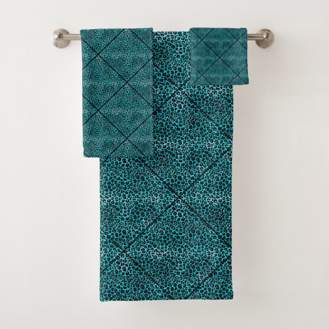 STUNNING LEOPARD AQUA BLACK TOWEL SET (Insitu)