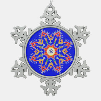 Stunning, pewter, "Sn'owm'flakes" ornament