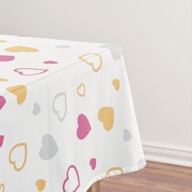 Stylised hearts pattern tablecloth (In Situ)