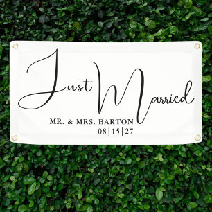 Stylised Just Married Car Banner