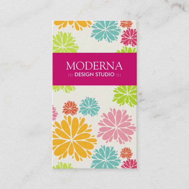 Stylish and Modern Business Cards (Front)