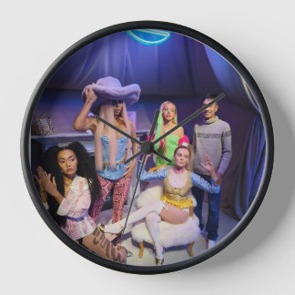 Stylish and Modern Wall Clocks for Every Home and