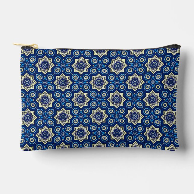 Stylish Boho Chic Floral Pattern Accessory Pouch (Front)