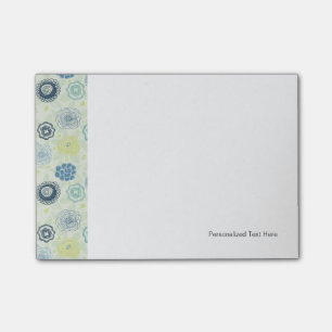 Stylish floral pattern with cute flowers post-it notes