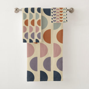 Stylish Geometric Shapes Pattern in Earthy Colours Bath Towel Set