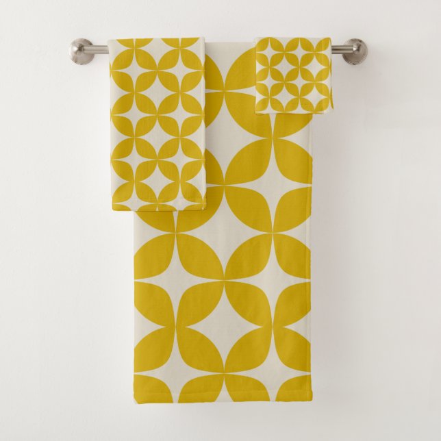 Stylish Mid Century Modern Pattern Mustard Yellow Bath Towel Set (Insitu)
