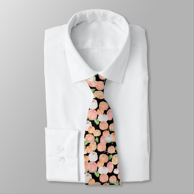 Stylish orange and black pumpkins pattern tie (Tied)