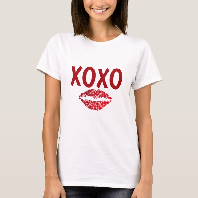 Stylish Red Colour Lip XOXO T-Shirt (Front)