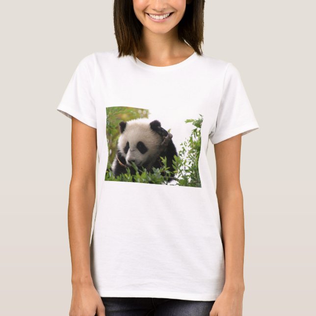 Su Lin, giant panda bear cub at the San Diego Zoo T-Shirt (Front)