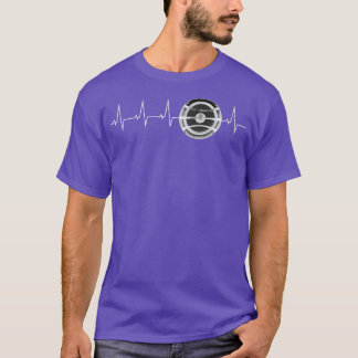 Subwoofer bass heartbeat funny design T-Shirt