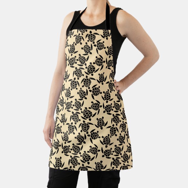 Summer coastal style repeating turtle pattern apron (Insitu)