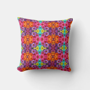 Summer Daisy Flower Throw Pillow