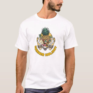 Summer holiday with pineapple skull. T-Shirt
