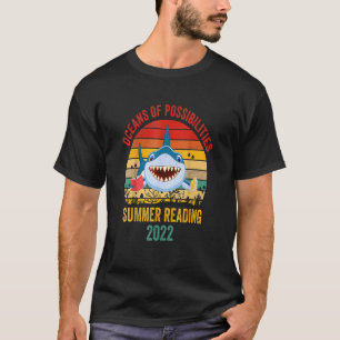 Summer Reading 2022  Vintage Retro Teacher Shark B T-Shirt