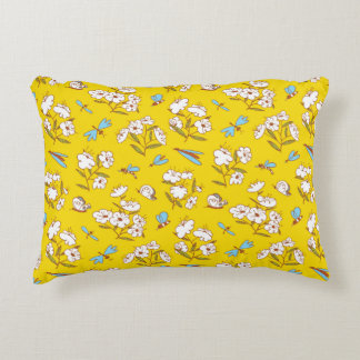 Summer seamless pattern with blossoming plants and decorative cushion