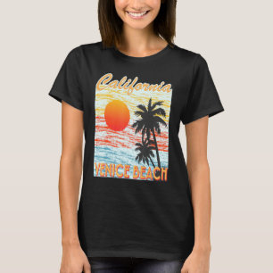 Summer Vacation Surfers Beach Palm Tree Retro Vint T-Shirt