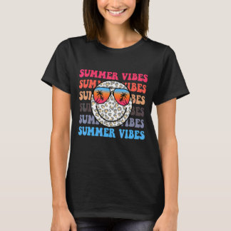 Summer Vibes 2022 Leopard Smile Face Retro Vintage T-Shirt