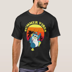 Summer Vibes Penguin Retro Summers Fun Penguin Bea T-Shirt