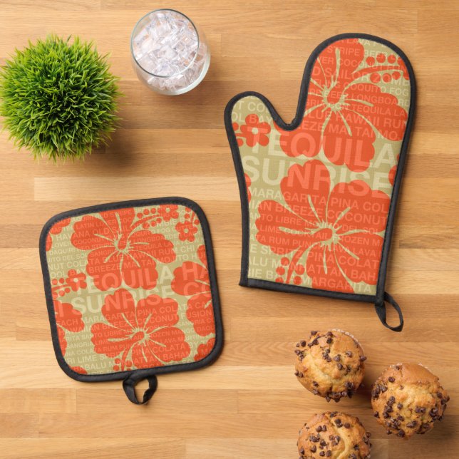 Summer Words Cocktails and Hibiscus Oven Mitt & Pot Holder Set (Top Down)