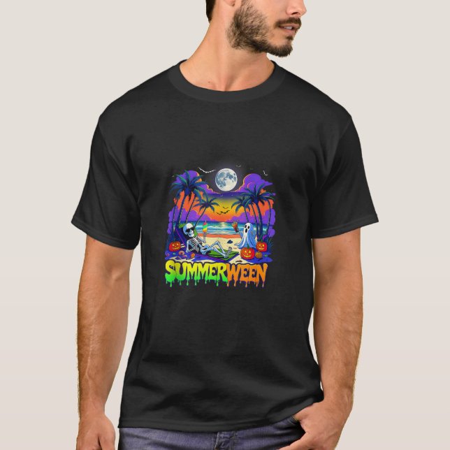 Summerween Skeleton Ghost Beach Funny Spooky Hallo T-Shirt (Front)